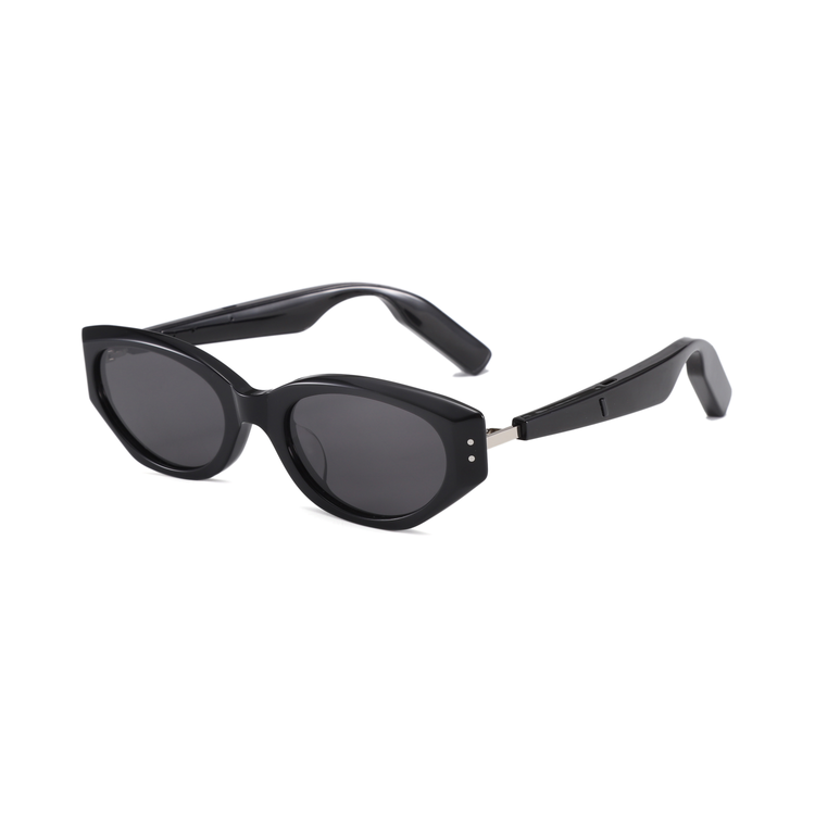 Sidequest Pro Lola black smart sunglasses